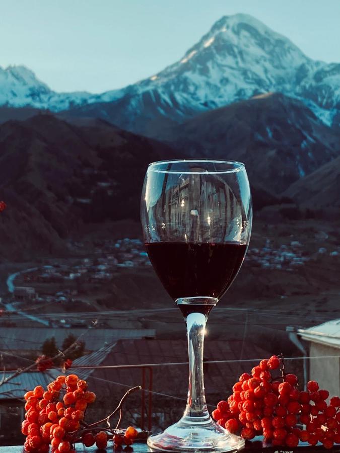 Guesthouse Relax In Kazbegi מראה חיצוני תמונה